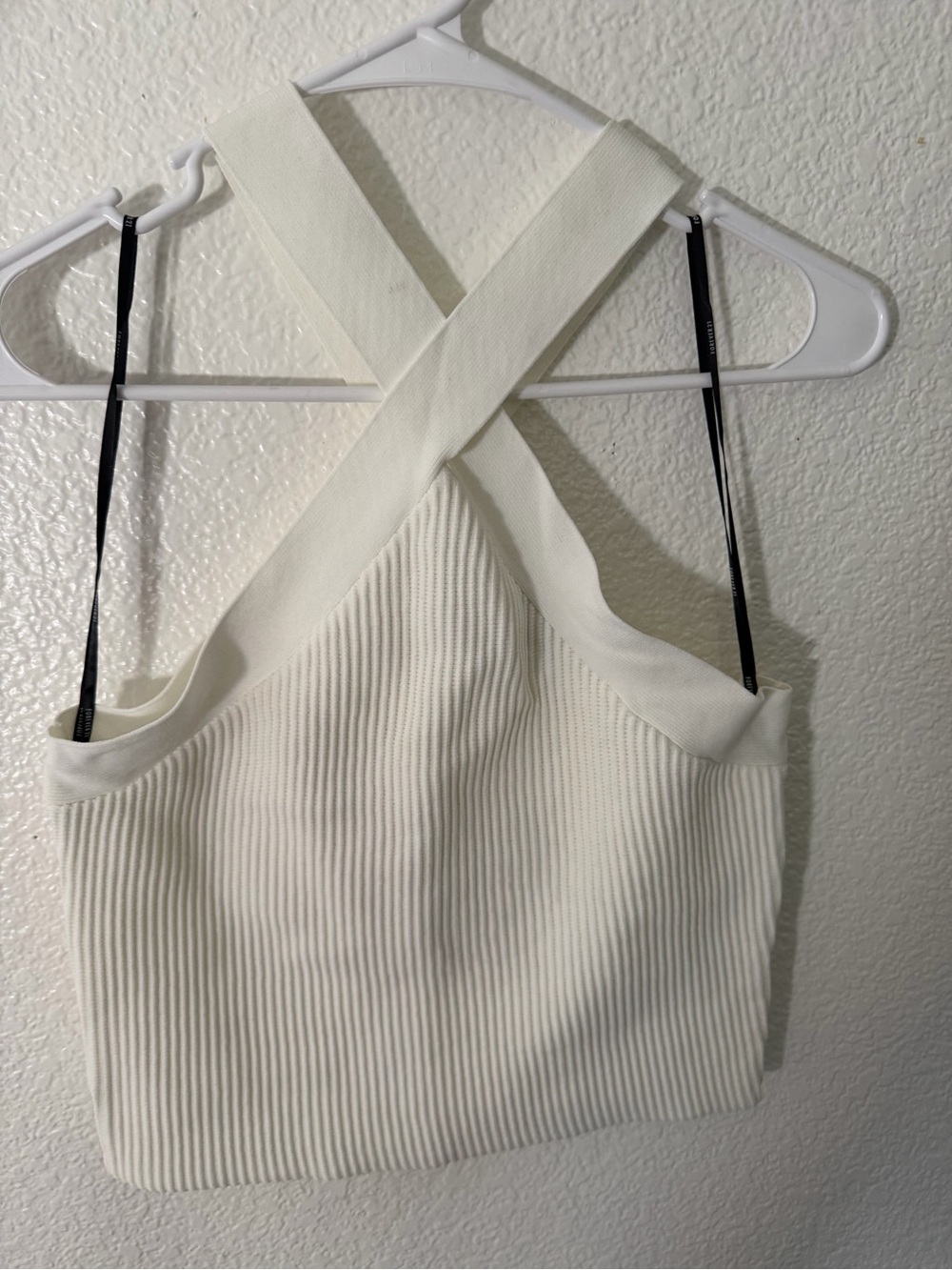 FOREVER21 Women's Cream Ribbed Cross-Back Tank Top